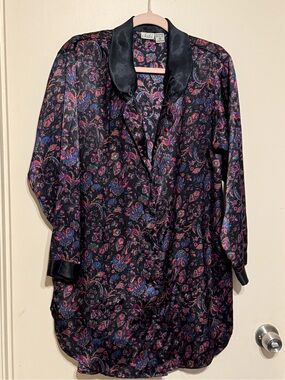 Vintage Sedu’ Satin Jewel tone Abstract Paisley Button-Up  night shirt Size M.